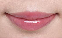 ミネラルデュー リップエッセンス 02