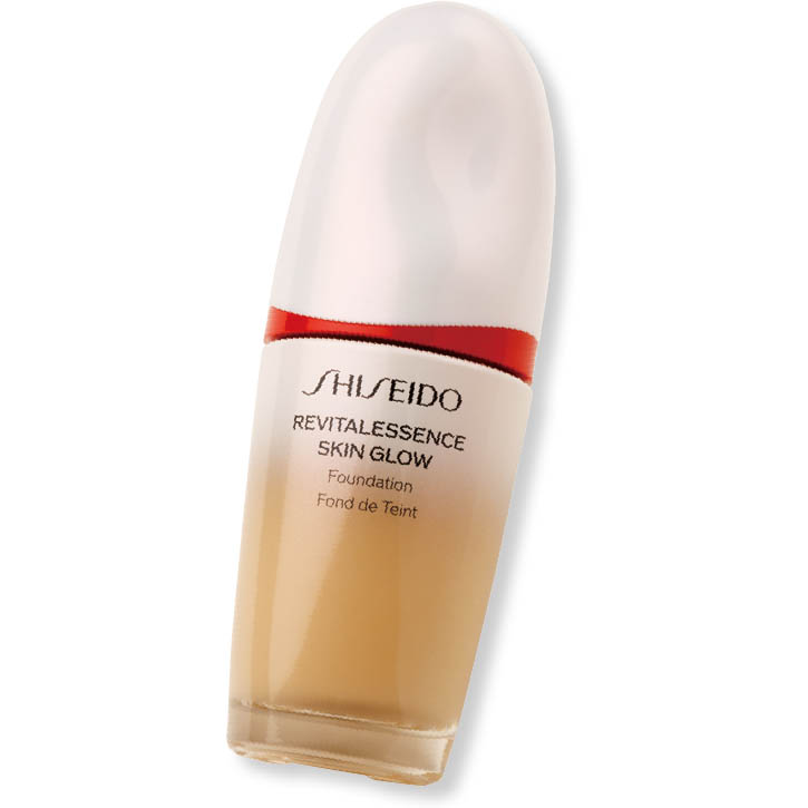 SHISEIDO エッセンス スキングロウ ファンデーション 160（サラちゃん私物）